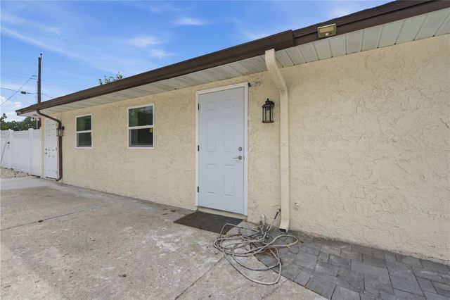 1433 ELLISON LANE, Lakeland, FL 33801