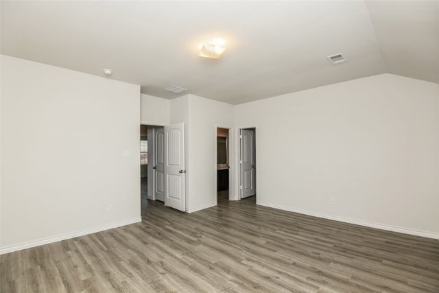 2802 Redhead Place, Ennis, TX 75119