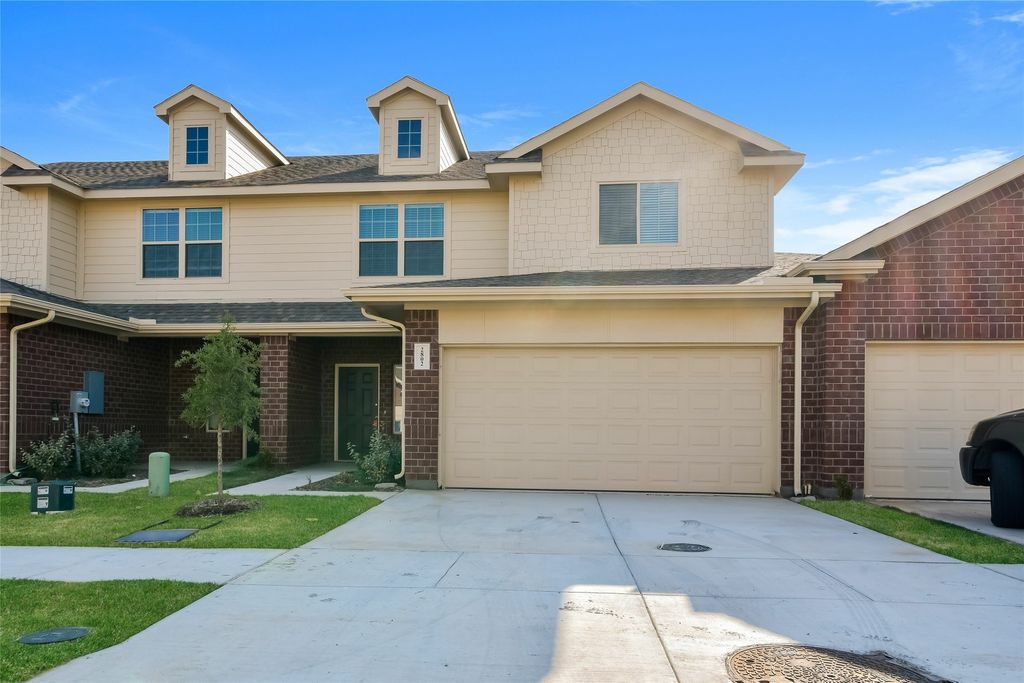 2802 Redhead Place, Ennis, TX 75119