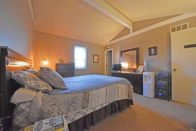 11213 Robinair Drive, Fort Wayne, IN 46818