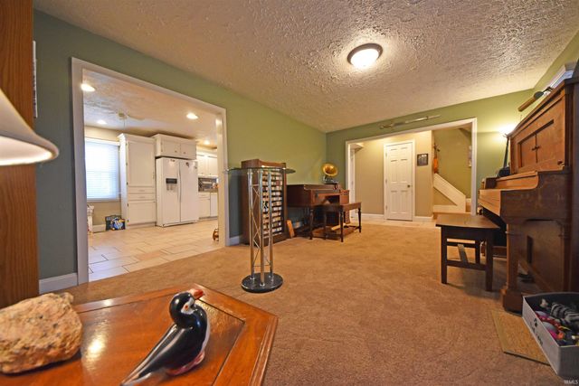 11213 Robinair Drive, Fort Wayne, IN 46818