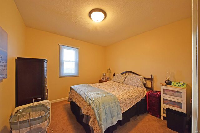 11213 Robinair Drive, Fort Wayne, IN 46818