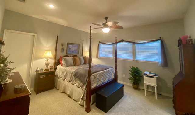 178 Pine Tree Unit B, Holly Lake Ranch, TX 75765