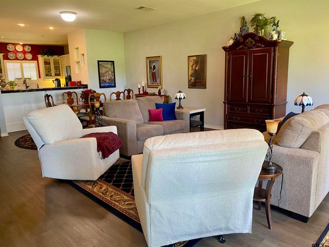 178 Pine Tree Unit B, Holly Lake Ranch, TX 75765