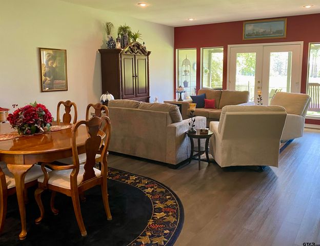 178 Pine Tree Unit B, Holly Lake Ranch, TX 75765