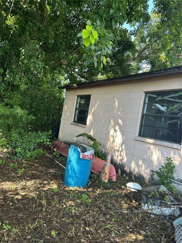 2887 DIVISION DRIVE N, St Petersburg, FL 33714
