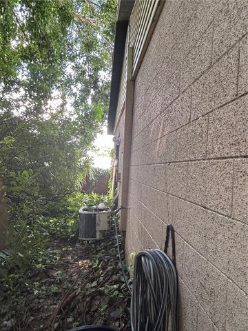 2887 DIVISION DRIVE N, St Petersburg, FL 33714