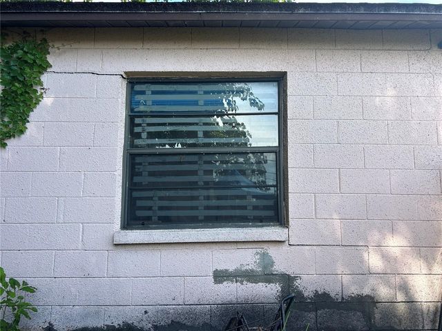 2887 DIVISION DRIVE N, St Petersburg, FL 33714