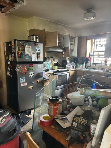 2887 DIVISION DRIVE N, St Petersburg, FL 33714