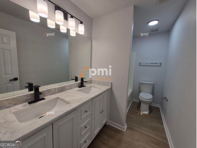 304 Klinetop Drive, Mcdonough, GA 30253