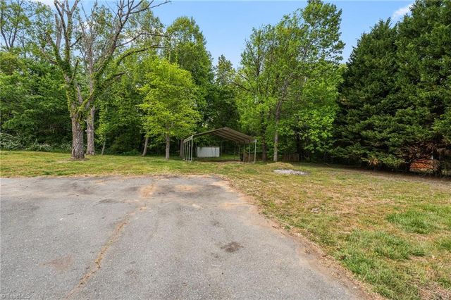 6248 Stanleyville Drive, Rural Hall, NC 27045