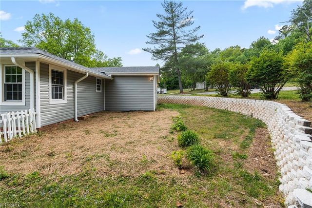 6248 Stanleyville Drive, Rural Hall, NC 27045