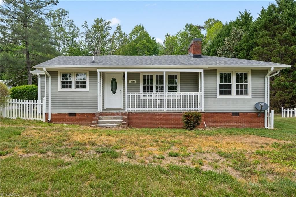 6248 Stanleyville Drive, Rural Hall, NC 27045