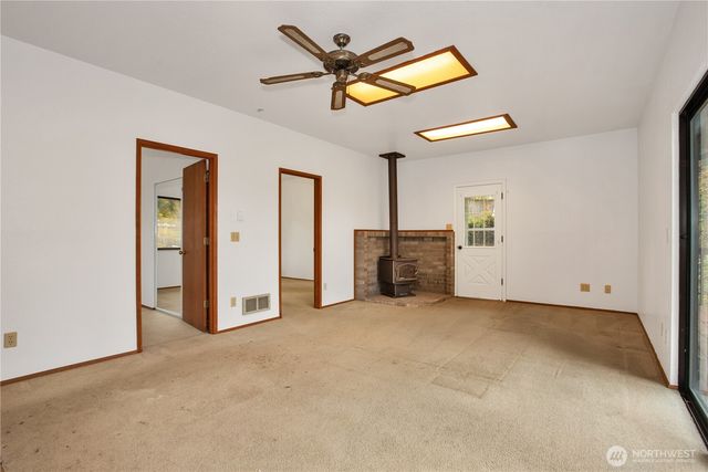 6541 Lake Saint Clair Drive SE, Olympia, WA 98513