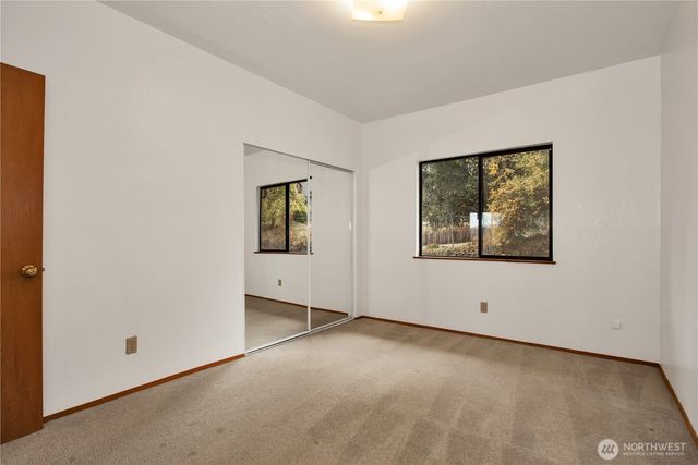 6541 Lake Saint Clair Drive SE, Olympia, WA 98513