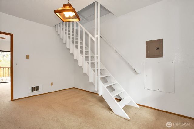 6541 Lake Saint Clair Drive SE, Olympia, WA 98513