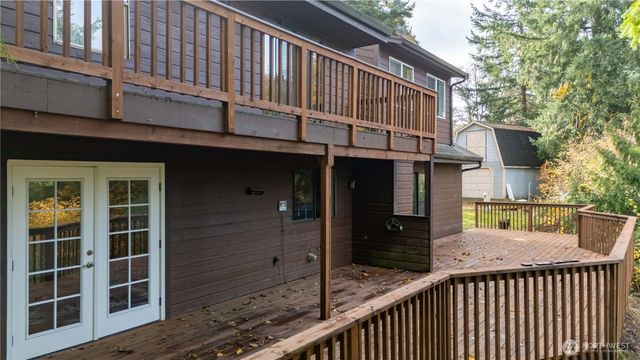 6541 Lake Saint Clair Drive SE, Olympia, WA 98513