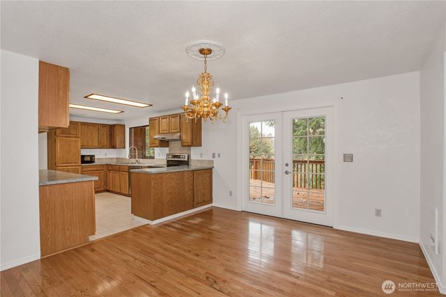 6541 Lake Saint Clair Drive SE, Olympia, WA 98513