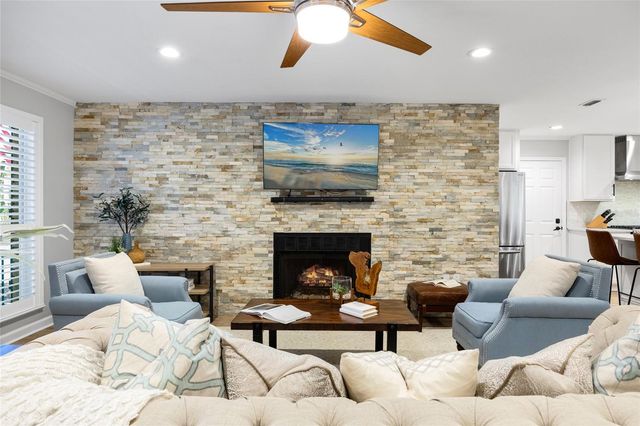 1924 DOWN HOLLOW LANE, Windermere, FL 34786