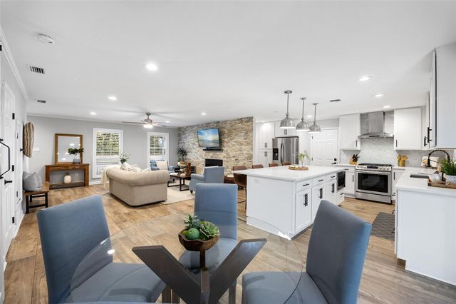 1924 DOWN HOLLOW LANE, Windermere, FL 34786
