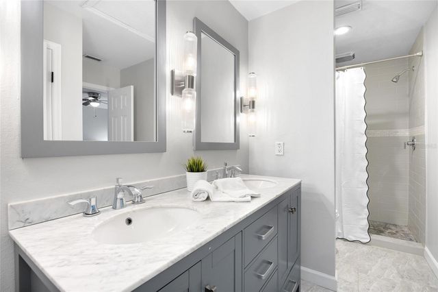 1924 DOWN HOLLOW LANE, Windermere, FL 34786