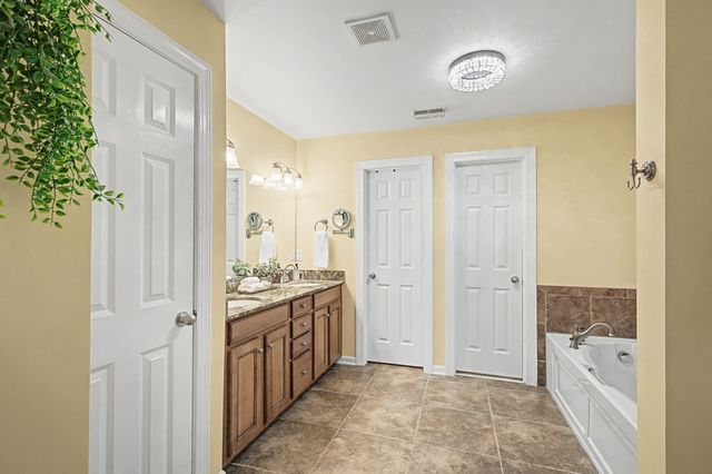 258 Pennystone Cir, Franklin, TN 37067