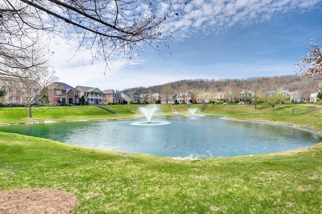 258 Pennystone Cir, Franklin, TN 37067