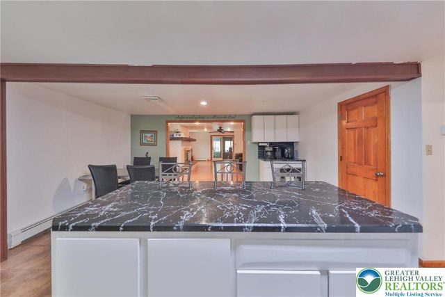 257 Hoffman Road, Bushkill Twp, PA 18091