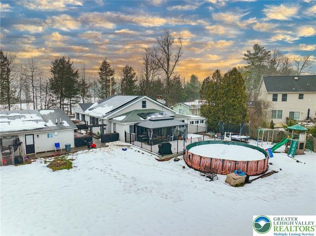 257 Hoffman Road, Bushkill Twp, PA 18091