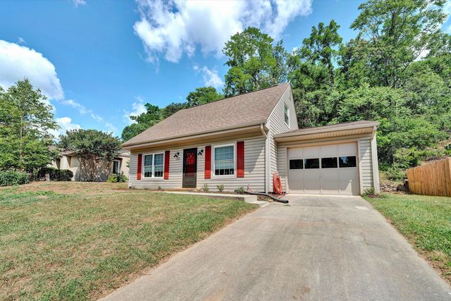 2701 Bluefield BLVD SW, Roanoke, VA 24015