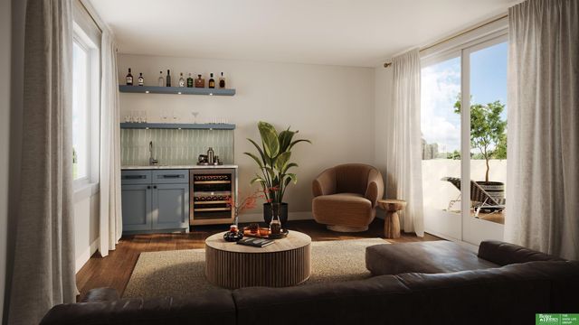 1006 S 33rd Street, Omaha, NE 68105