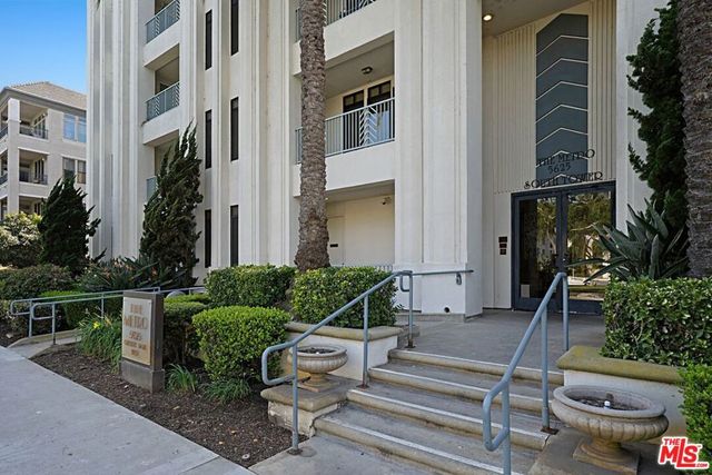 5625 Crescent Parkway 108, Playa Vista, CA 90094