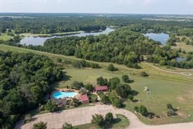 2055 Westview Drive, Wills Point, TX 75169