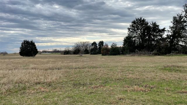 2055 Westview Drive, Wills Point, TX 75169