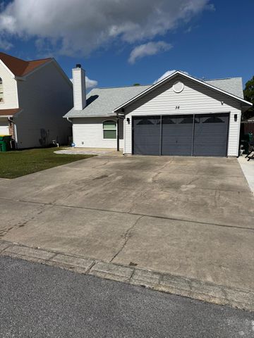 38 Ruby Circle, Mary Esther, FL 32569