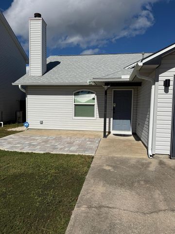 38 Ruby Circle, Mary Esther, FL 32569