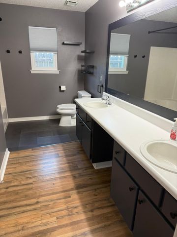 38 Ruby Circle, Mary Esther, FL 32569