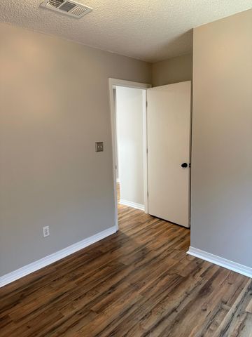 38 Ruby Circle, Mary Esther, FL 32569