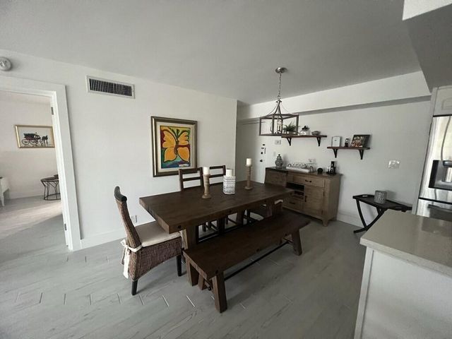 3792 NE Ocean Blvd 105-S, Jensen Beach, FL 34957