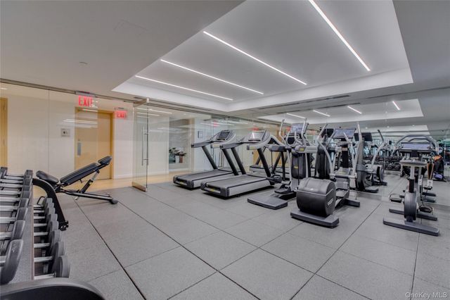 13835 39th Avenue 4B, Flushing, NY 11354