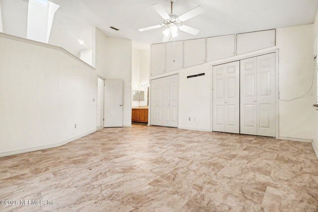 11285 LAKE MANDARIN Circle E, Jacksonville, FL 32223