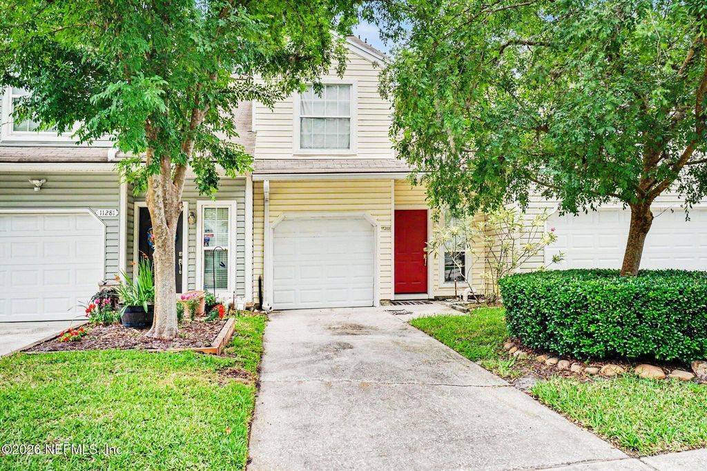 11285 LAKE MANDARIN Circle E, Jacksonville, FL 32223