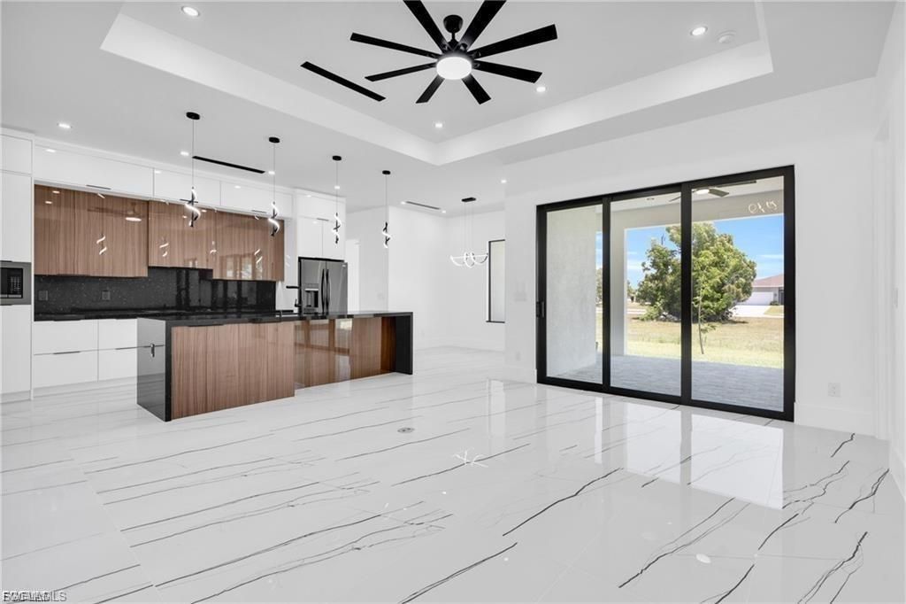 Image 11 of property listing at 322 NE 20th ST, Cape Coral, FL 33909