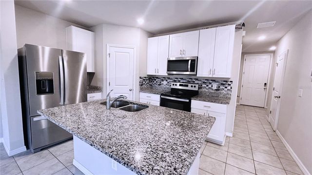 2763 CHESTNUT CREEK PLACE, Brandon, FL 33510