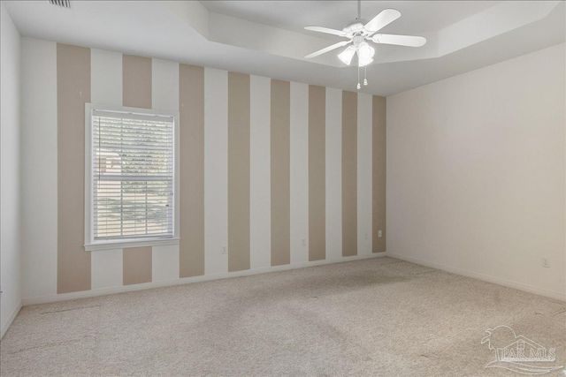 2500 Crescent Pl, Navarre, FL 32566