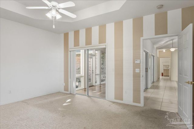 2500 Crescent Pl, Navarre, FL 32566