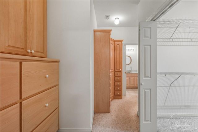 2500 Crescent Pl, Navarre, FL 32566