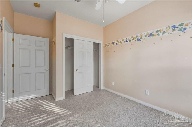 2500 Crescent Pl, Navarre, FL 32566