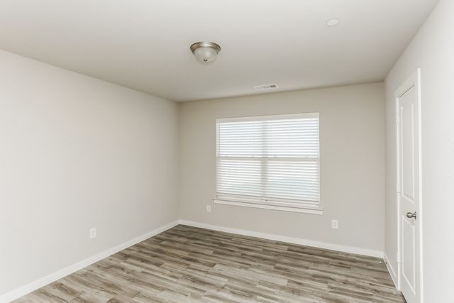 616 Ava Trail, Lewisville, TX 75057