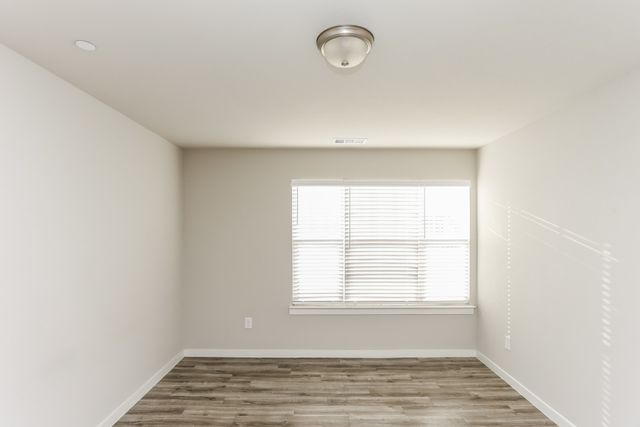 616 Ava Trail, Lewisville, TX 75057